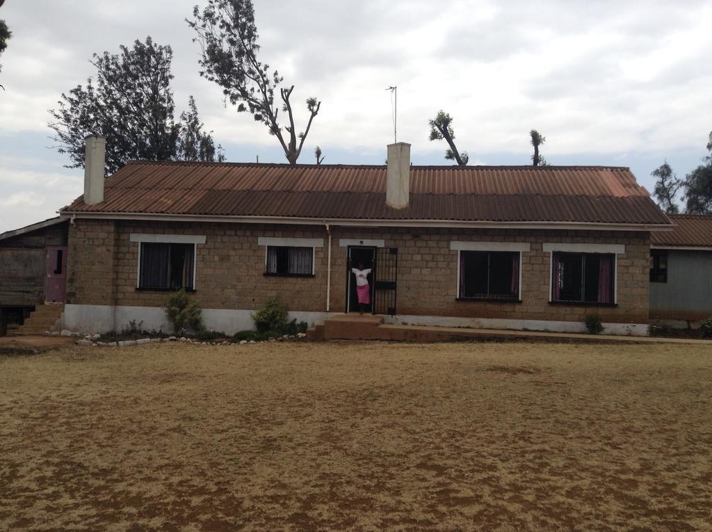 Teule Guest House Oloitokitok Luaran gambar